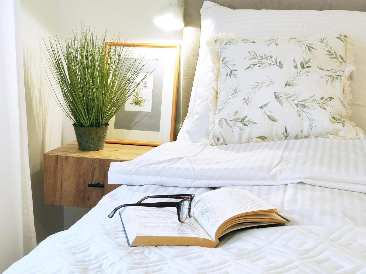 La Ola Apartamenty Мельно Экстерьер фото
