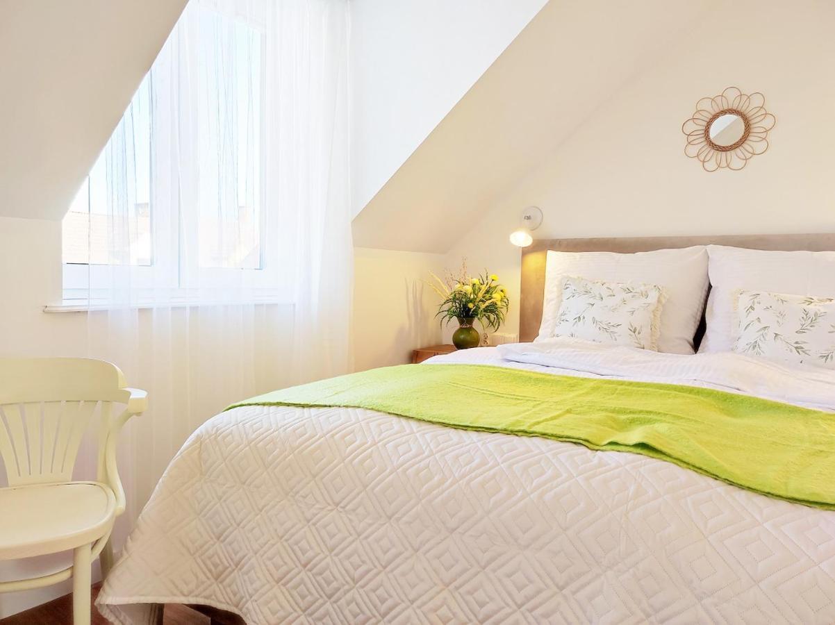 La Ola Apartamenty Мельно Экстерьер фото