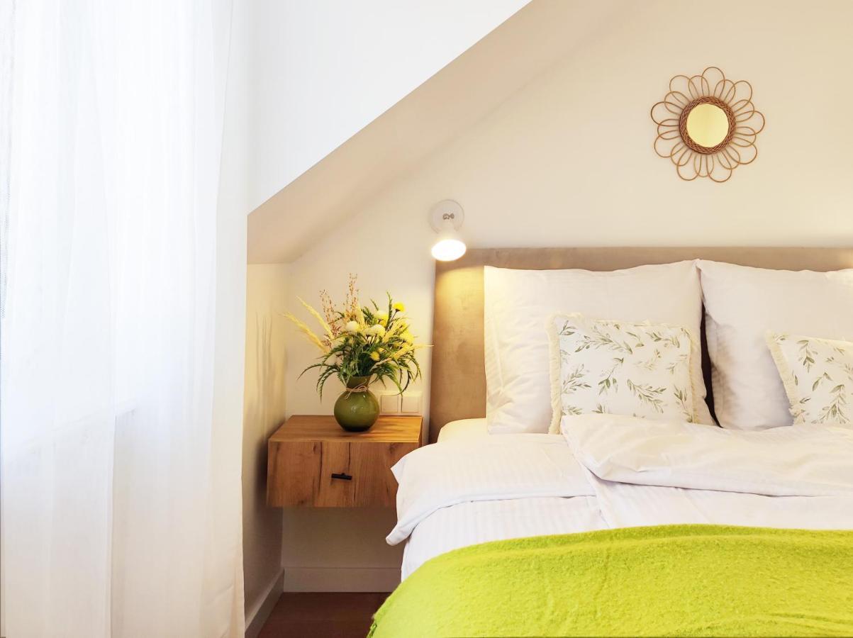 La Ola Apartamenty Мельно Экстерьер фото