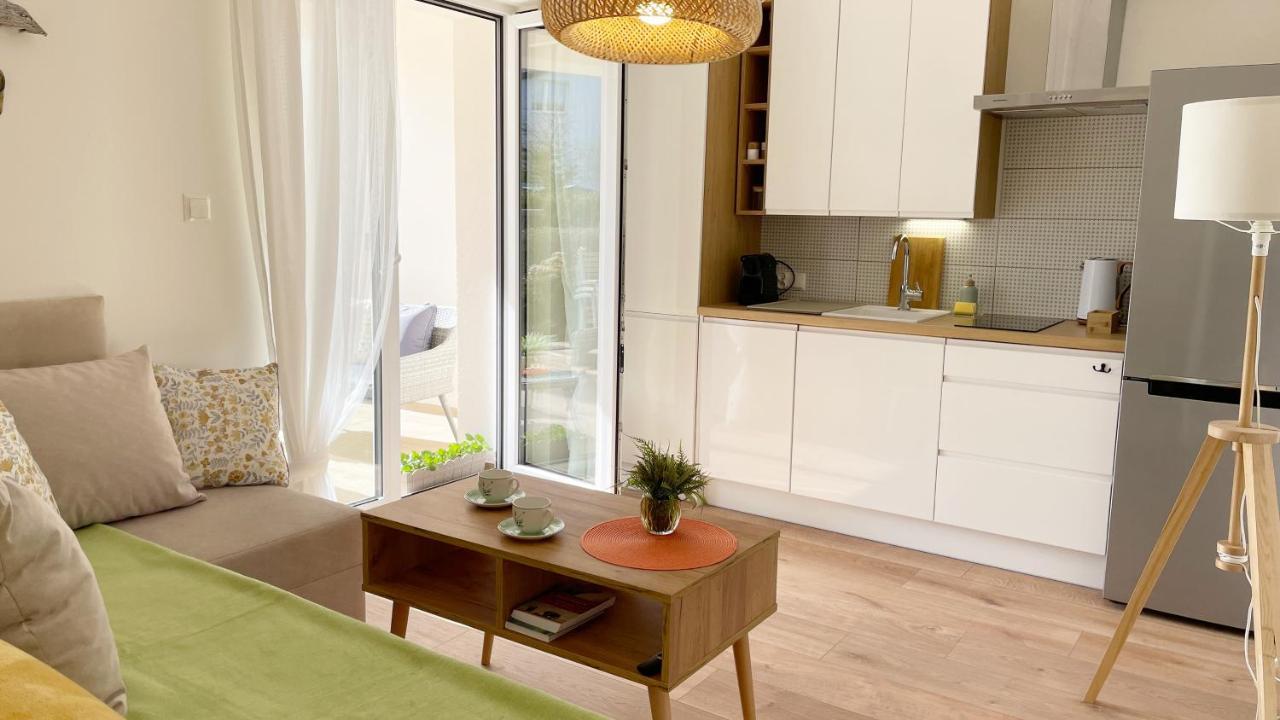 La Ola Apartamenty Мельно Экстерьер фото